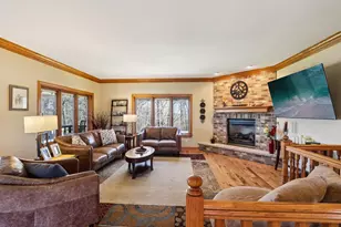 5888 Steeple Ln, Wayne, WI 53090 - Photo 9