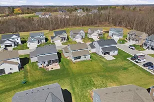 547 Wild Oak Rd, Hartland, WI 53029 - Photo 39