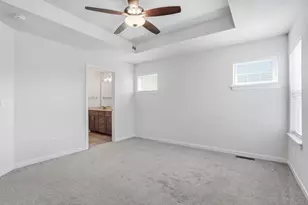 547 Wild Oak Rd, Hartland, WI 53029 - Photo 33