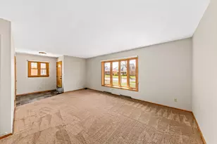 4052 N 89th St, Milwaukee, WI 53222 - Photo 7