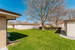 4052 N 89th St, Milwaukee, WI 53222 - Photo 33