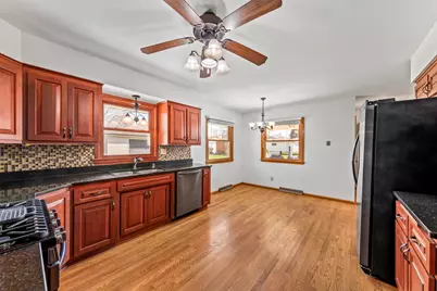 4052 N 89th St, Milwaukee, WI 53222 - Photo 13