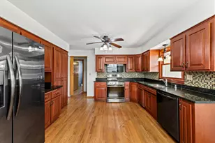 4052 N 89th St, Milwaukee, WI 53222 - Photo 11