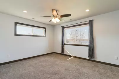 3810  Sunnyside Dr, La Crosse, WI 54601 - Photo 23