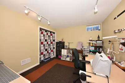 550  Hunters Xing, Slinger, WI 53086 - Photo 23