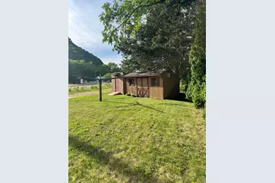 46652  Riverview Dr, Dresbach, MN 55947 - Photo 35
