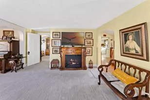 46652 Riverview Dr, Dresbach, MN 55947 - Photo 13