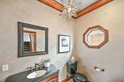 2425 S Superior St, Milwaukee, WI 53207 - Photo 21