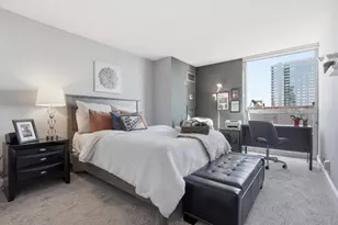 1660 N Prospect Ave, Milwaukee, WI 53202 - Photo 23