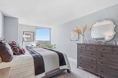 1660 N Prospect Ave #812, Milwaukee, WI 53202 - Photo 19