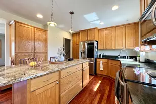 2115 W Greenwood Rd, Glendale, WI 53209 - Photo 11