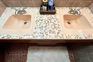 2115 W Greenwood Rd, Glendale, WI 53209 - Photo 27