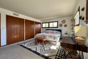 2115 W Greenwood Rd, Glendale, WI 53209 - Photo 17