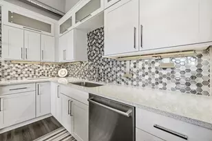 705 Village Green Way, West Bend, WI 53090 - Photo 5