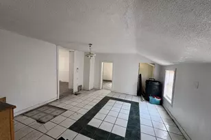 1146 Grand Ave, Racine, WI 53403 - Photo 5