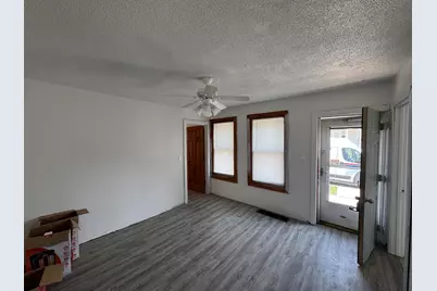 1146  Grand Ave, Racine, WI 53403 - Photo 3