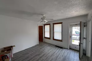 1146 Grand Ave, Racine, WI 53403 - Photo 3