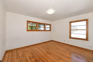 136 W Armour Ave, Milwaukee, WI 53207 - Photo 23