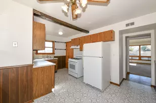 136 W Armour Ave, Milwaukee, WI 53207 - Photo 19