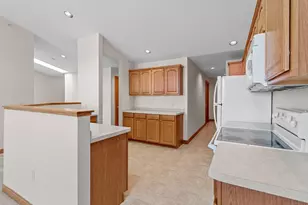 2121 45th St, Two Rivers, WI 54241 - Photo 17