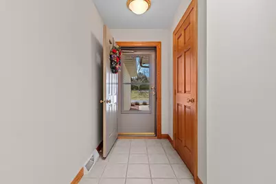 2121  45th St #Unit J, Two Rivers, WI 54241 - Photo 5