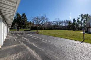 160 Maple Ave, Slinger, WI 53086 - Photo 15