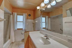3513 Ridge Dr, Delafield, WI 53029 - Photo 15