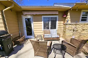 N81W15815 Robinhood Dr, Menomonee Falls, WI 53051 - Photo 9