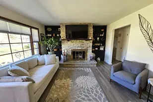 N81W15815 Robinhood Dr, Menomonee Falls, WI 53051 - Photo 19