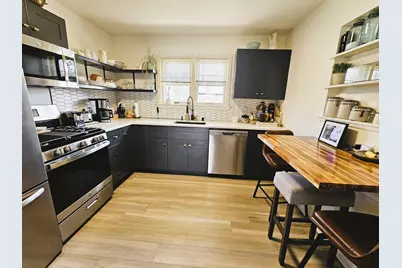 N81W15815  Robinhood Dr, Menomonee Falls, WI 53051 - Photo 25