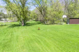 5041 Creek Haven Rd, Sun Prairie, WI 53527 - Photo 5