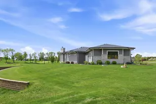 S17W30381 Hazeltine Ct, Genesee, WI 53188 - Photo 41