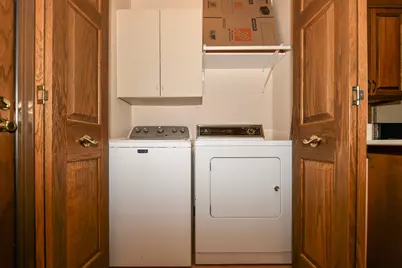 530  Park Cir, Elm Grove, WI 53122 - Photo 19