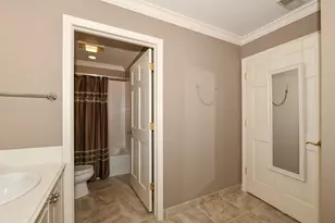 530 Park Cir, Elm Grove, WI 53122 - Photo 31