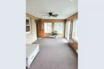 10741  Spring St, Racine, WI 53177 - Photo 23