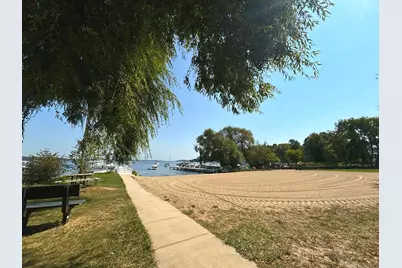 261  Waubun Dr, Fontana, WI 53125 - Photo 19