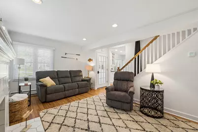 261  Waubun Dr, Fontana, WI 53125 - Photo 5