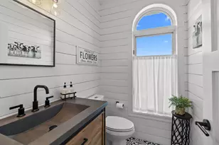 298 W Park Dr, Twin Lakes, WI 53181 - Photo 15