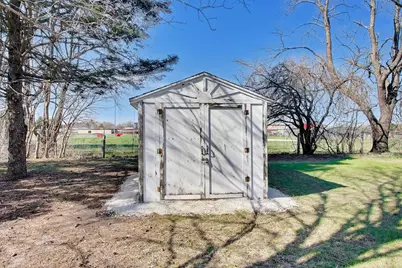 238  Thistledown Ln, Walworth, WI 53184 - Photo 33