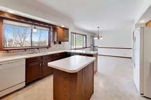 238 Thistledown Ln, Walworth, WI 53184 - Photo 7