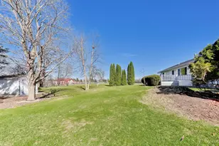 238 Thistledown Ln, Walworth, WI 53184 - Photo 31