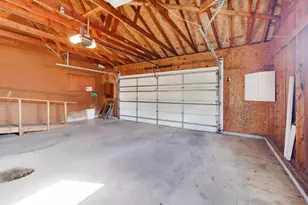 238 Thistledown Ln, Walworth, WI 53184 - Photo 37