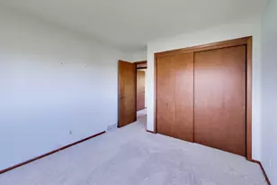 238 Thistledown Ln, Walworth, WI 53184 - Photo 15