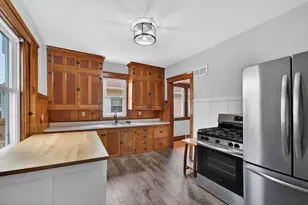 1546 William St, Racine, WI 53402 - Photo 7