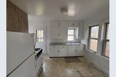 2318  54th St, Kenosha, WI 53140 - Photo 5