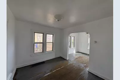 2318  54th St, Kenosha, WI 53140 - Photo 3