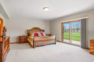 3130 S Country Ln, New Berlin, WI 53146 - Photo 49