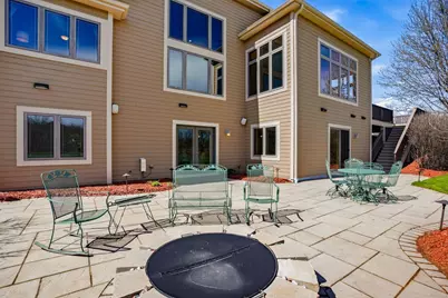 3130 S Country Ln, New Berlin, WI 53146 - Photo 67