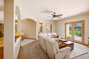 3130 S Country Ln, New Berlin, WI 53146 - Photo 61