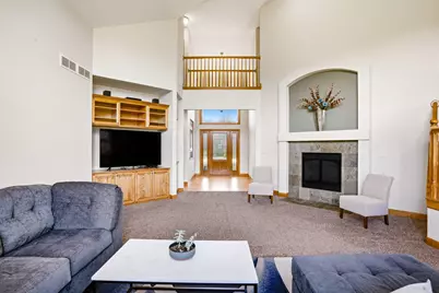 3130 S Country Ln, New Berlin, WI 53146 - Photo 11